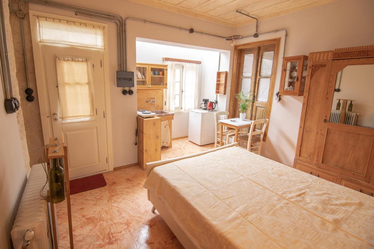 "Eirini" Traditional House Creta Archanes, Αρχάνες Σπίτι Екстер'єр фото